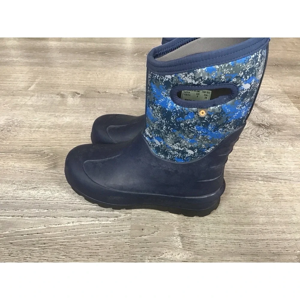 Bogs Boots Youth Kids 5 Blue Camo NeoClassic Waterproof Insulated Snow Winter